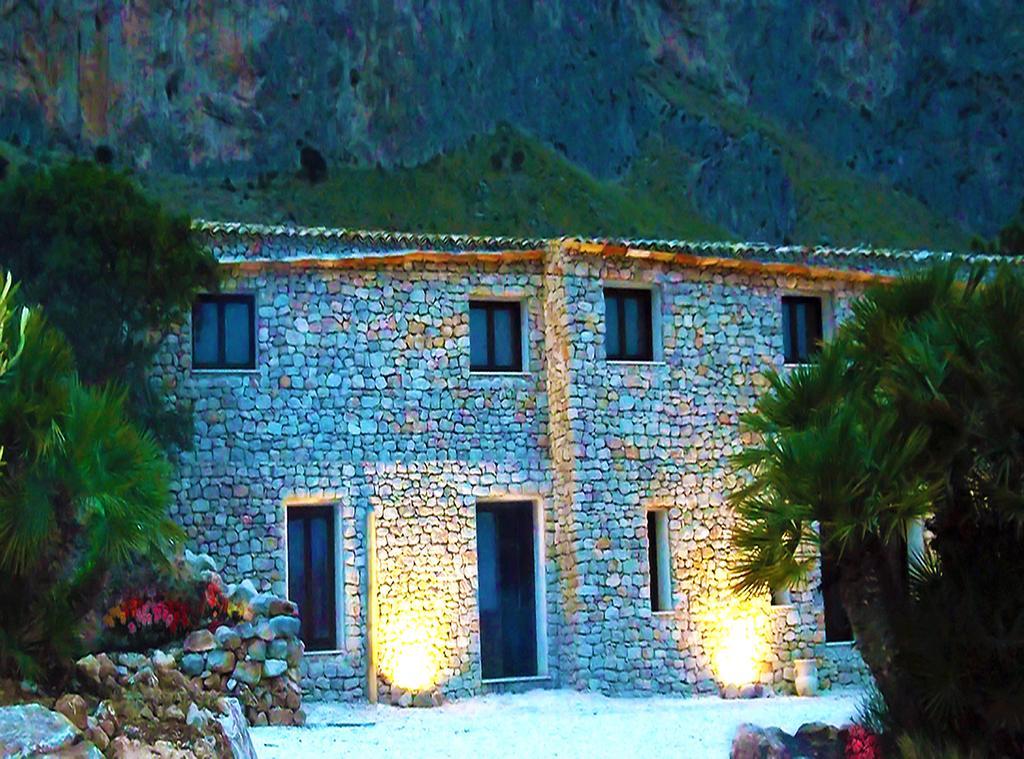 Il Casale San Vito Apartment ซานวิโต โลคาโป ภายนอก รูปภาพ